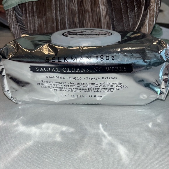Beekman 1802 Facial Cleansing Wipes • 100 COUNT• Beekman Skincare • New Skincare - Picture 2 of 4